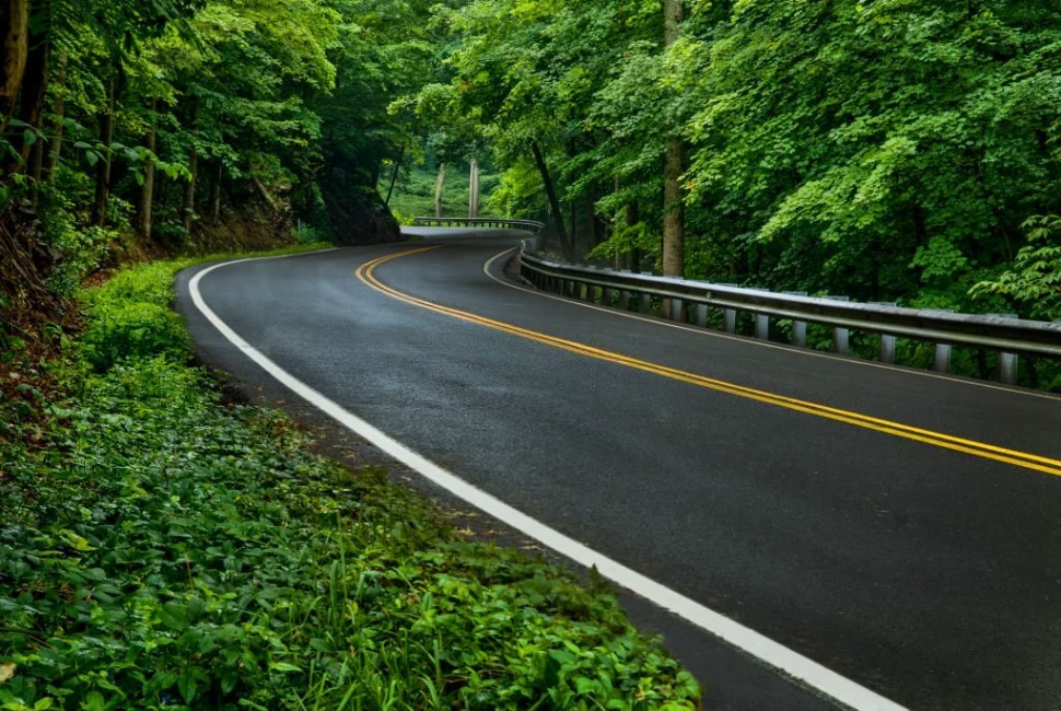 Road Trips from Pigeon Forge, TN: Exploring the Smoky Mountains and Beyond