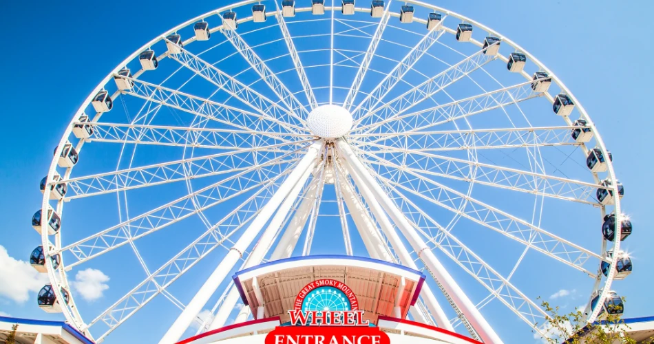 10 Best Attractions for Couples in Pigeon Forge
