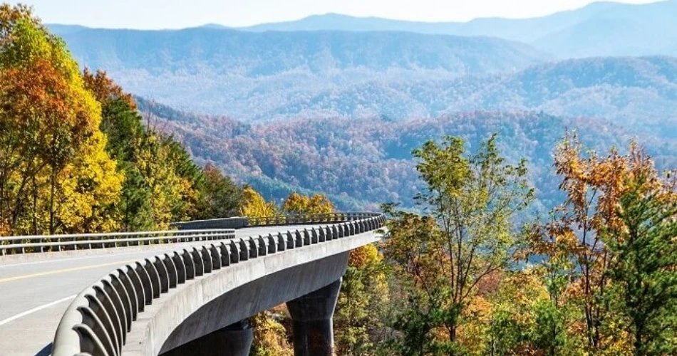 10 Best Attractions for Couples in Pigeon Forge